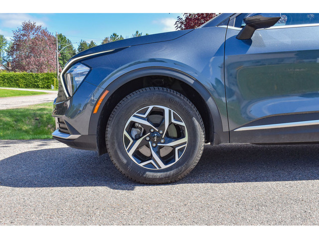 2023 Kia Sportage LX in Cars & Trucks in Pembroke - Image 3