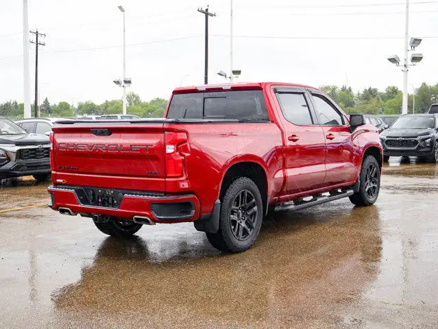 2022 Chevrolet Silverado 1500 RST 6.2L Z71 dans Autos et camions dans Ville d’Edmonton - Image 9