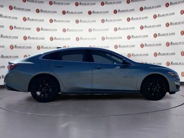 2024 Chevrolet Malibu 1LT in Cars & Trucks in Calgary - Image 9