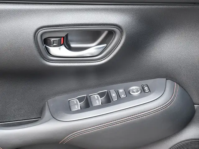 2025 Honda HR-V Sport CARPLAY | DUAL CLIMATE CONTROL | MOONROOF in Cars & Trucks in City of Toronto - Image 12