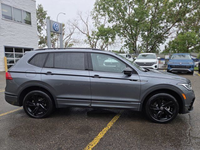 2023 Volkswagen Tiguan Comfortline R-Line Black Edition in Cars & Trucks in Calgary - Image 4