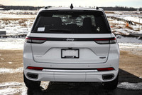 This Jeep Grand Cherokee has a dependable Regular Unleaded V-6 3.6 L/220 engine powering this Automa... (image 2)
