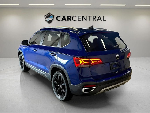 2022 Volkswagen Taos Comfortline AWD| Lane Assist| Panoroof| Car in Cars & Trucks in Barrie - Image 3
