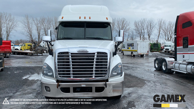2016 FREIGHTLINER CASCADIA CAMION HIGHWAY in Heavy Trucks in Longueuil / South Shore - Image 3