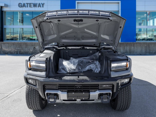 2025 GMC HUMMER EV Pickup 2X in Cars & Trucks in Mississauga / Peel Region - Image 4