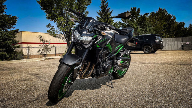 2023 Kawasaki Z900 SE in Street, Cruisers & Choppers in Strathcona County - Image 3