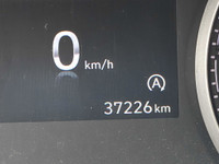 LOW KMS! AWD, EXTRA CLEAN INSIDE AND OUT, GPS/NAVIGATION, BACKUP CAMERA, HEATED SEATS, HEATED STEERI... (image 3)