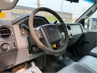 Excellent condition with a clean carfax Ford F 250 4x4 crew cab! Sold certified! Come see it today!... (image 6)