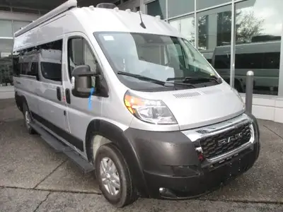 Thor Motor Coach Tellaro Class B gas motorhome 20L highlights: Wet Bath Twin Beds/Froli Sleep System...