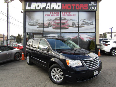 2010 Chrysler Town & Country Touring,7 Pass,Camera,Automatic,DVD