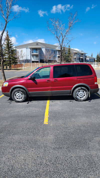 2005 Pontiac Montana - Low KMs