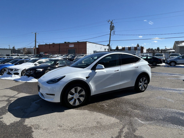 2023 Tesla Model Y LONG RANGE DUAL MOTOR AWD/AUTOSTEER/NAVI/B.CA in Cars & Trucks in Calgary - Image 3