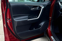 FINANCE OR LEASE PURCHASE PRICE: $27500 + HST + Finance/Lease Fee + Licensing CASH PRICE: $29500 + H... (image 7)