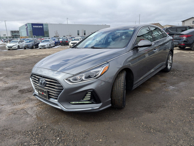 2018 Hyundai Sonata LIMITED | NAV | LEATHER | PANO ROOF | CAMERA in Cars & Trucks in London