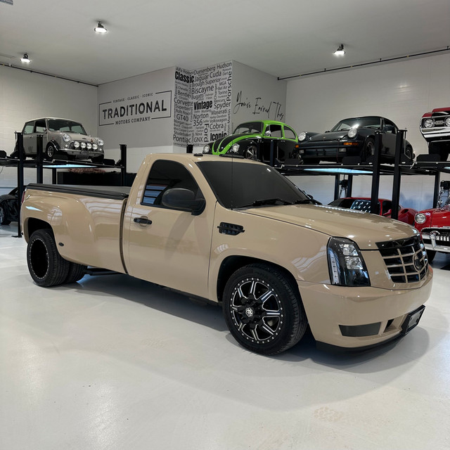 2009 Chevrolet Silverado 2500 in Cars & Trucks in Guelph