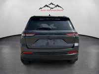 THIS 2024 JEEP GRAND CHEROKEE COMES WITH A 3.6LV6 PENTASTAR ENGINE FOR BOTH POWER AND FUEL ECONOMY.... (image 3)