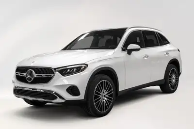 Engine: 2L TURBO 4cyl. L/100Km City: 10.0 L/100Km Hwy: 7.6