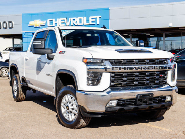  2021 Chevrolet Silverado 2500HD LT 6.6L Z71 in Cars & Trucks in Edmonton - Image 2