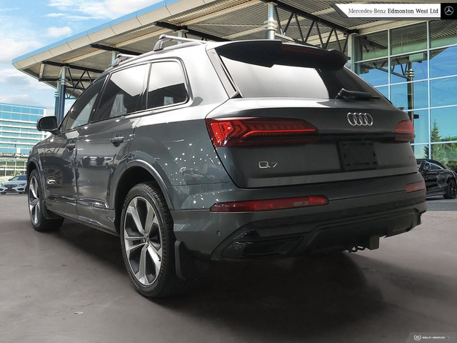 2022 Audi Q7 55 3.0T Technik quattro 8sp Tiptronic 3rd Row Seats in Cars & Trucks in Edmonton - Image 4