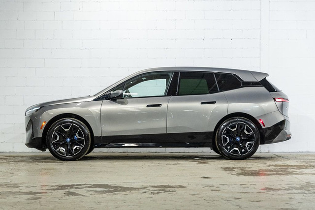 2023 BMW iX xDrive50 100% électrique | Éco-performante | Toit in Cars & Trucks in City of Montréal - Image 4