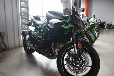 2025 Kawasaki Z900 PERFORMANCE. REFINEMENT. SUGOMI. This Z900 supernaked ushers in the most evolved...