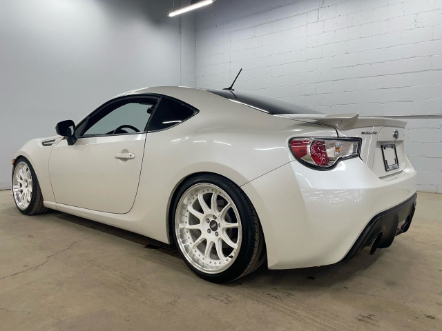  2014 Subaru BRZ Sport-tech in Cars & Trucks in Guelph - Image 4