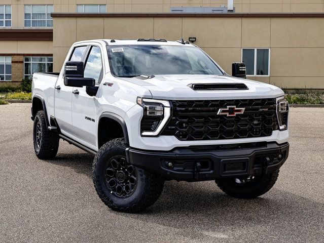 2025 Chevrolet Silverado 2500HD ZR2 in Cars & Trucks in Strathcona County - Image 2