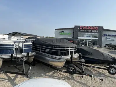 Price includes freight, battery, prop and setup. Deck Length: 264 in. (6700 mm) Deck Width: 102 in....