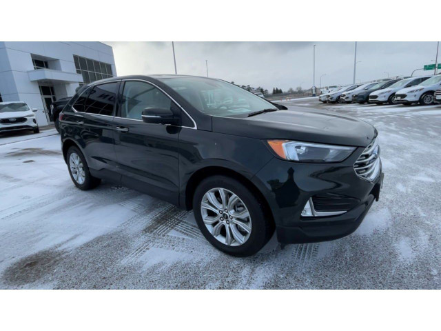  2023 Ford Edge Titanium AWD 300A + MOONROOF AND TOW PKG in Cars & Trucks in Medicine Hat - Image 3
