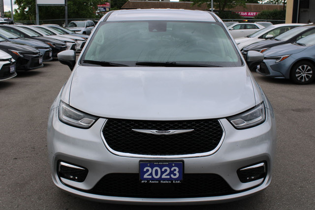 2023 Chrysler Pacifica Touring-L in Cars & Trucks in Mississauga / Peel Region - Image 3
