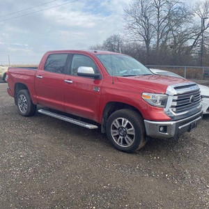 2019 Toyota Tundra Platinum |1794 Edition | Leather | Sunroof | Nav | Heated & Cooled Seats & more!!