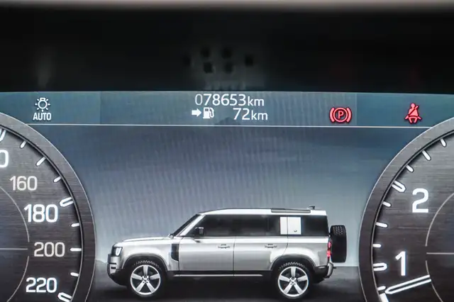 2022 Land Rover Defender S | Toit pano | Black Pack | Roues 19po in Cars & Trucks in Longueuil / South Shore - Image 17