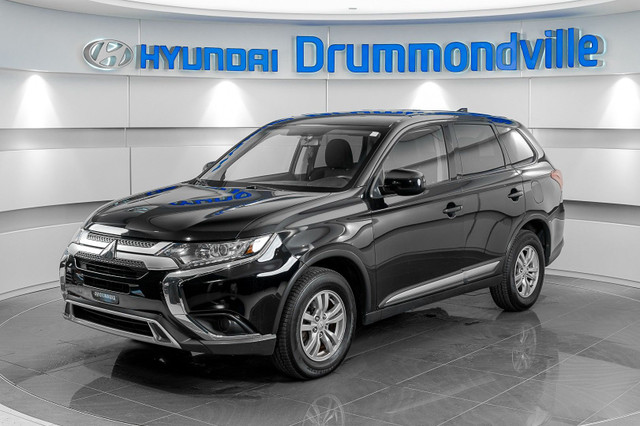 MITSUBISHI OUTLANDER ES AWD 2019 + GARANTIE + CAMERA + A/C + MAG in Cars & Trucks in Drummondville