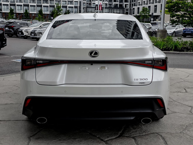 2022 Lexus IS 300 300 | Luxury Pkg | Lexus Certified | AWD in Cars & Trucks in City of Toronto - Image 4