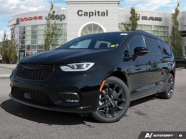 2025 Chrysler Pacifica Limited | Adaptive Cruise Control in Cars & Trucks in Edmonton