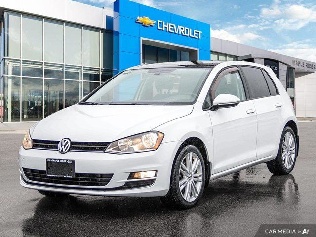 2017 Volkswagen Golf Highline | No Accidents | Leather in Cars & Trucks in Tricities/Pitt/Maple