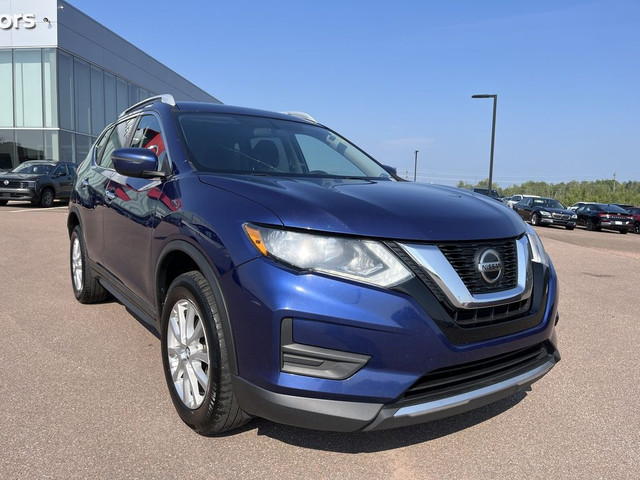 2019 Nissan Rogue SV AWD! HEATED SEATS! AS TRADED in Cars & Trucks in Moncton - Image 3