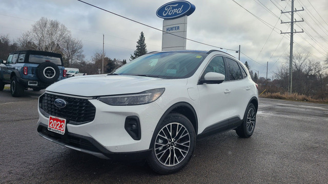 2023 Ford Escape PHEV in Cars & Trucks in Belleville