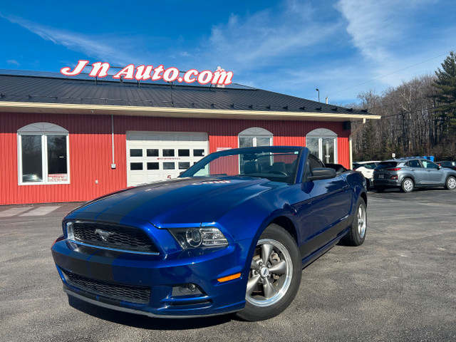 2014 Ford Mustang V6 Premium in Cars & Trucks in Sherbrooke
