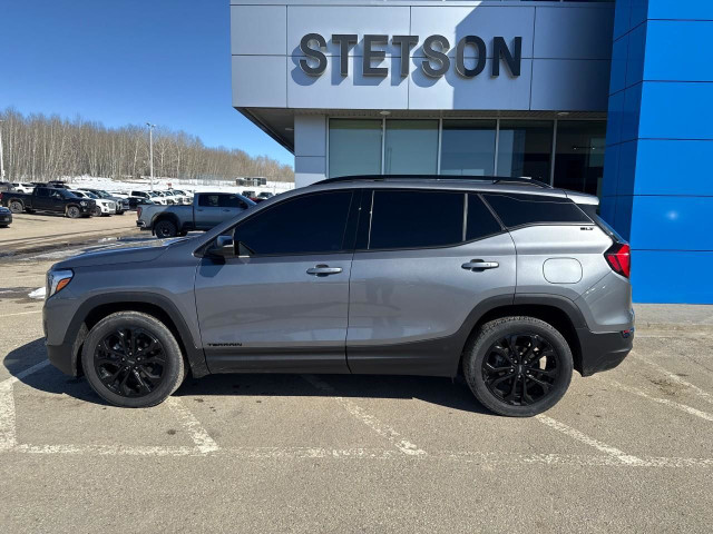 2021 GMC Terrain SLT in Cars & Trucks in St. Albert - Image 3