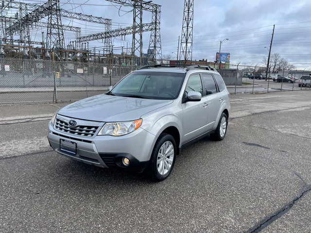 2011 Subaru Forester X Touring- LOADED- LOW KMS- RARE MANUAL!-CE in Cars & Trucks in City of Toronto - Image 3