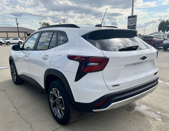 2025 Chevrolet Trax LT in Cars & Trucks in Regina - Image 2