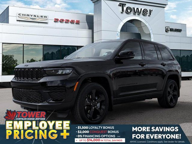 2025 Jeep Grand Cherokee Altitude in Cars & Trucks in Calgary
