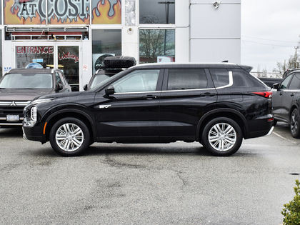 2025 Mitsubishi Outlander PHEV SE - 1.99% Financing Available, H in Cars & Trucks in Burnaby/New Westminster - Image 3
