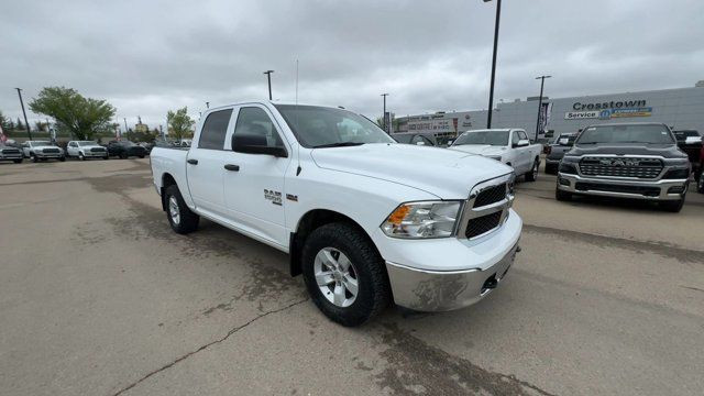 2023 Ram 1500 Classic SLT | Cloth Seats in Cars & Trucks in Edmonton - Image 4