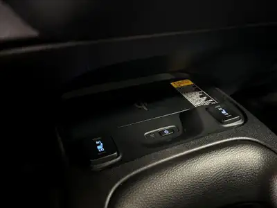 2020 Toyota Corolla LE UPGRADE|CVT|ALLOYS|SUNROOF|WIRELESSCHARGI, View more