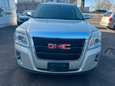 2014 GMC Terrain SLE Only 124.000 KM Clean Carfax Report