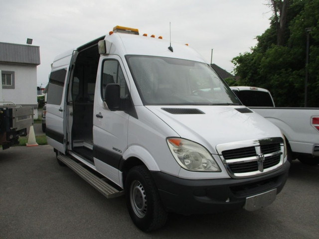 2009 Dodge Sprinter SPRINTER DIESEL 53000KM VITRE CHAUFFAGE in Cars & Trucks in Laval / North Shore - Image 4