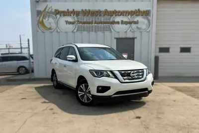 2020 Nissan Pathfinder SV Tech Call or text us at 306-380-6163 to schedule a test drive or learn mor...