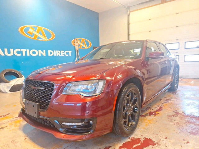 2021 Chrysler 300 S AWD! HUGE PANO SUNROOF! LEATHER! in Cars & Trucks in Bedford